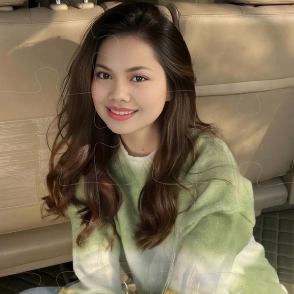 Meet your Posher, Aileen - Picture 2 of 2